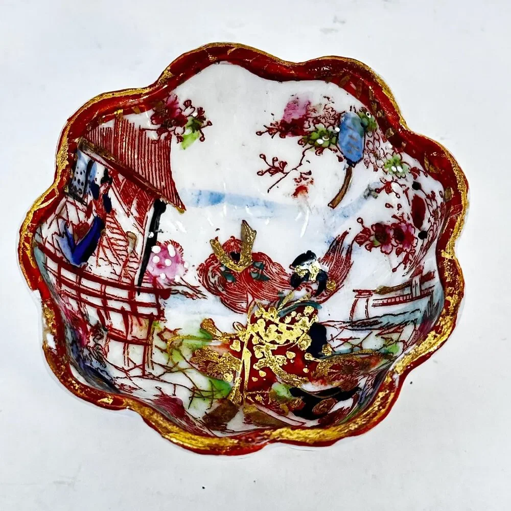 Japanese Kutani Geisha Porcelain Bowls Scalloped Hand Painted Set of 3 Vintage